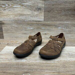 Clarks Appley Brown Leather Suede Flats Women's Size 6.5